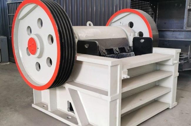 PEX500×2000細(xì)碎顎式破碎機(jī)