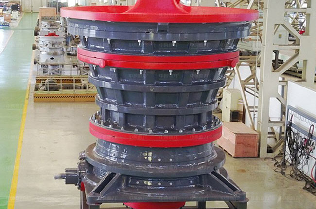 HGT5065液壓旋回破碎機(jī)