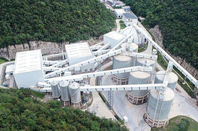 湖北宜昌年產(chǎn)300萬(wàn)噸灰?guī)r骨料生產(chǎn)線