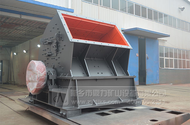 煤矸石錘式粉碎機側面圖 煤矸石錘式粉碎機側面圖