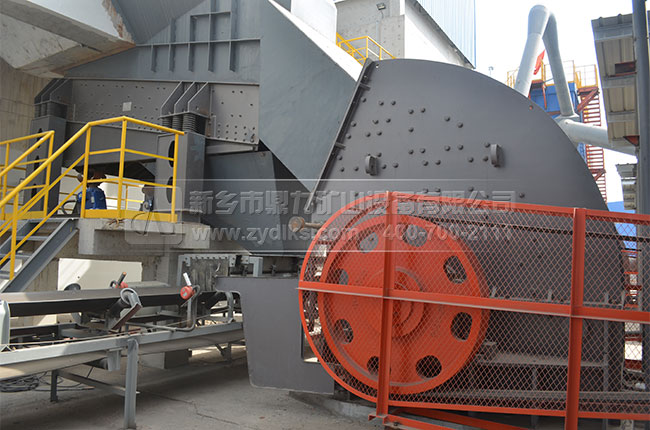 錘式破碎機安裝完成試車前