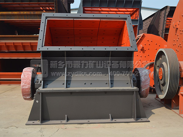 時產500噸錘式破碎機 時產500噸錘式破碎機