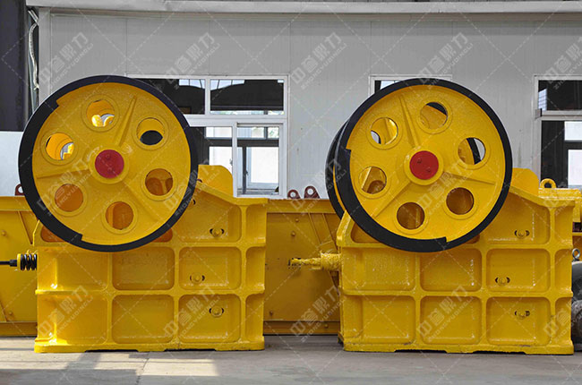 顎式破碎機 顎式破碎機
