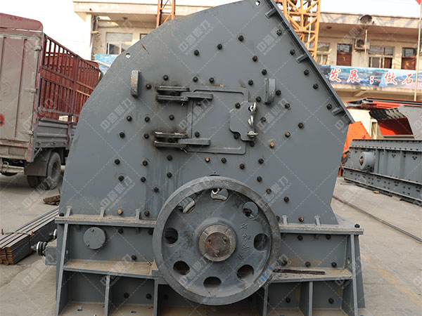 錘式破碎機設備 錘式破碎機設備