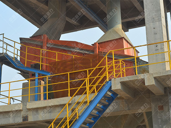 2YK2460振動篩 2YK2460振動篩