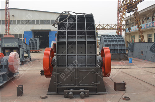 時產200噸錘式破碎機