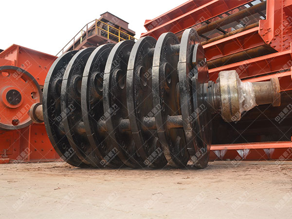 重型錘式破碎機(jī)轉(zhuǎn)子