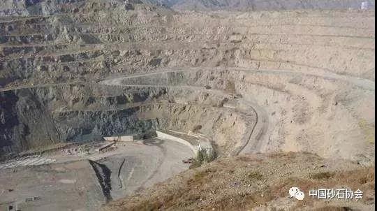 大型露天礦開采設計