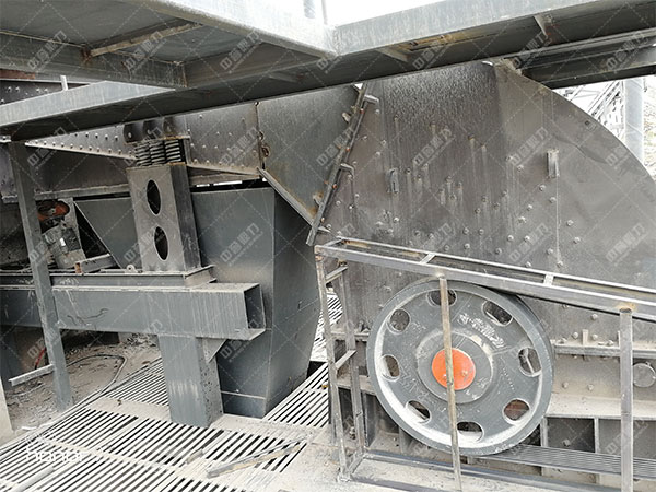 反擊錘式破碎機(jī)