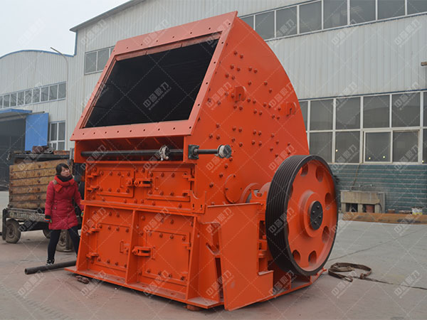 鼎力重錘破碎機(jī)