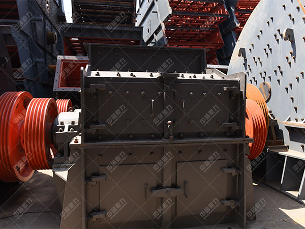 雙轉(zhuǎn)子制砂機(jī)