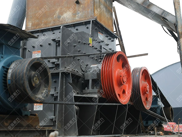 玄武巖雙轉(zhuǎn)子制砂機(jī)