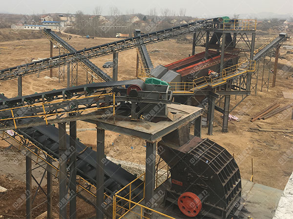 重型礦山碎石機(jī)