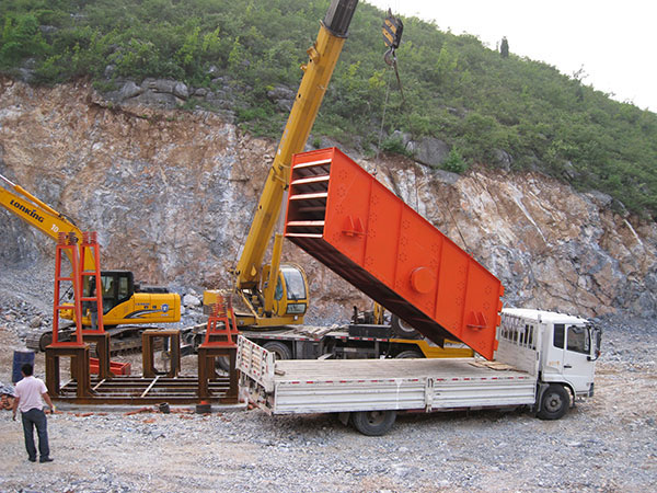 礦山振動篩安裝