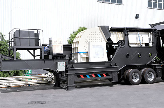 輪胎移動(dòng)破碎機(jī)