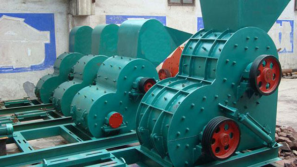 雙級粉碎機(jī)