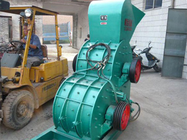 雙級粉碎機(jī)