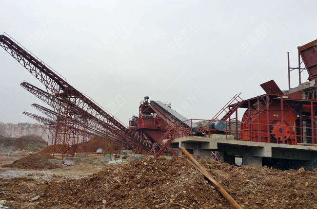 江西高安塘里采石場(chǎng)時(shí)產(chǎn)500噸石料生產(chǎn)線